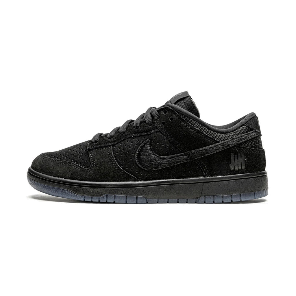 [DO9329-001] Mens Nike NBHD X Undefeated Dunk Low SP