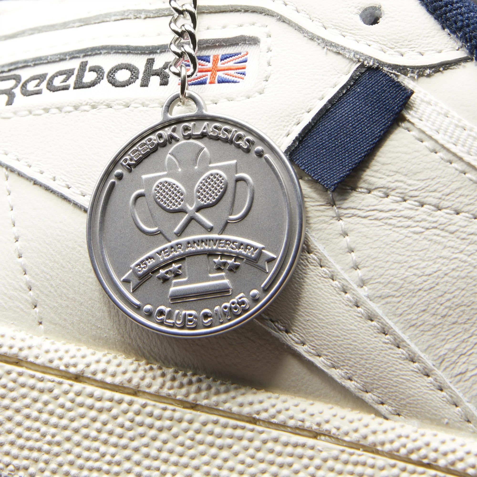 [FX1379] Mens Reebok Club C 85