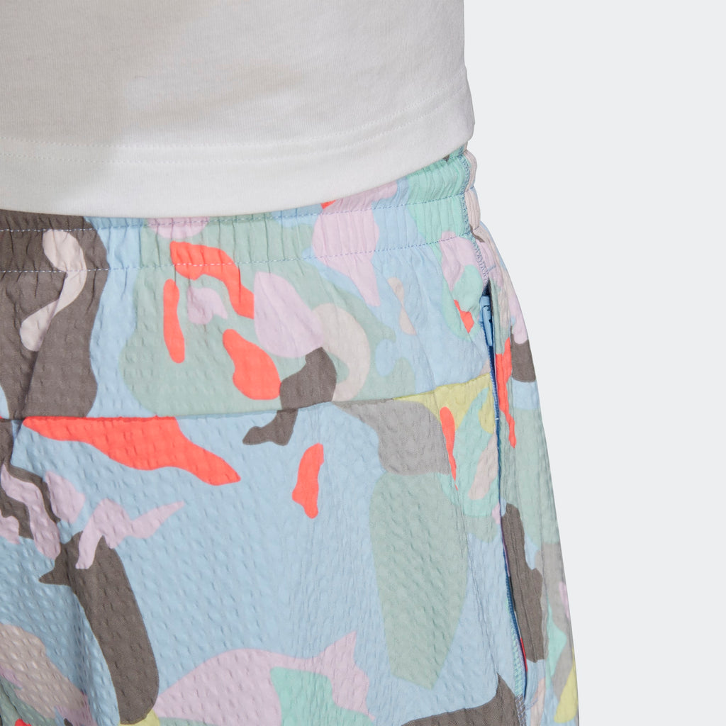 [FM2244] Mens Adidas R.Y.V. Allover Print Shorts