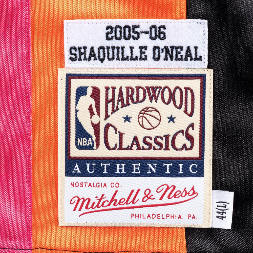Mens Mitchell & Ness NBA Authentic Jersey Miami Heat 2005-06 Shaq O'Neal - sneakAR