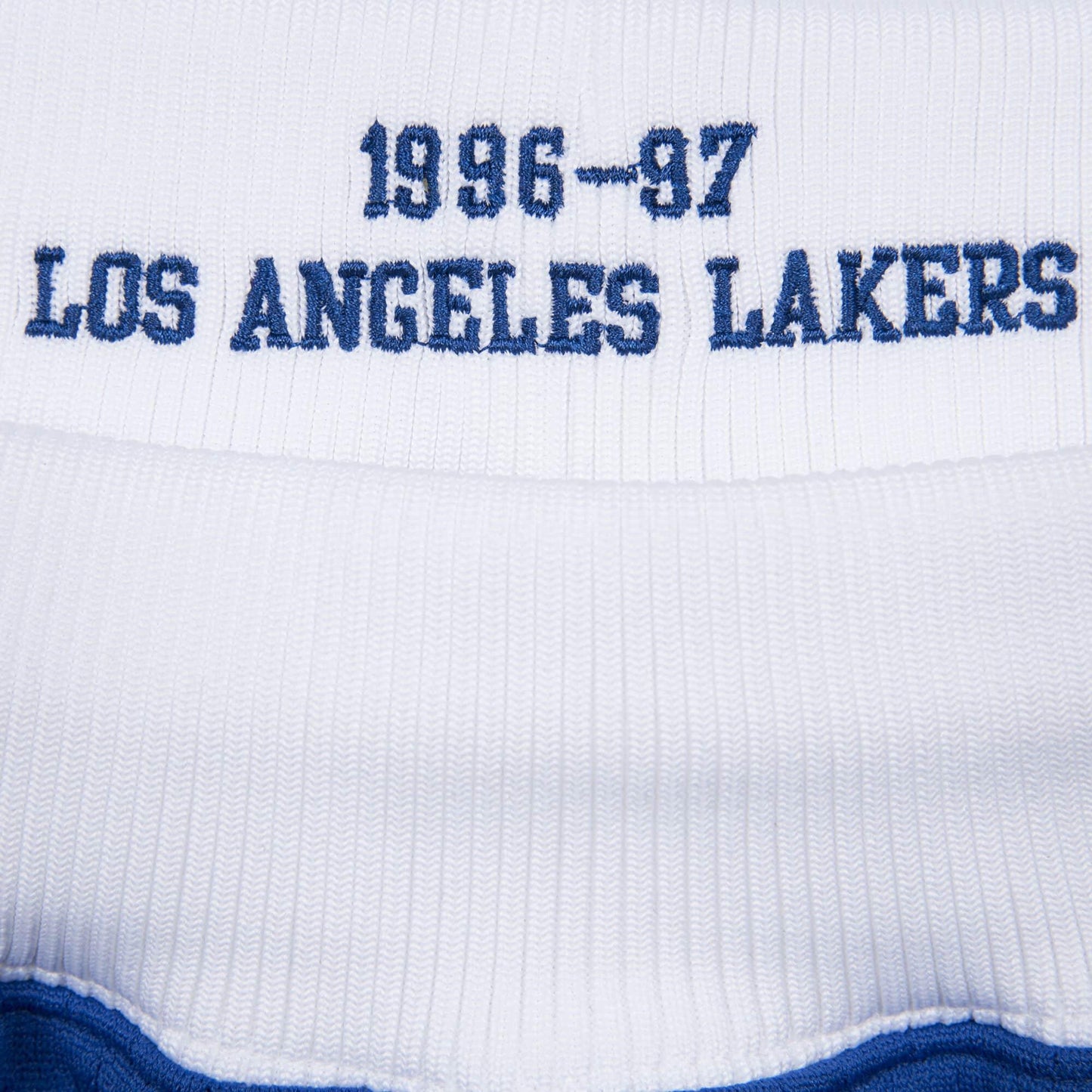 Mens Mitchell & Ness NBA Authentic Shorts Los Angeles Lakers Alternate 1996-97 - sneakAR