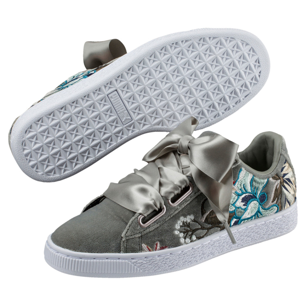 [366116-03] Womens Basket Heart Hyper Emb
