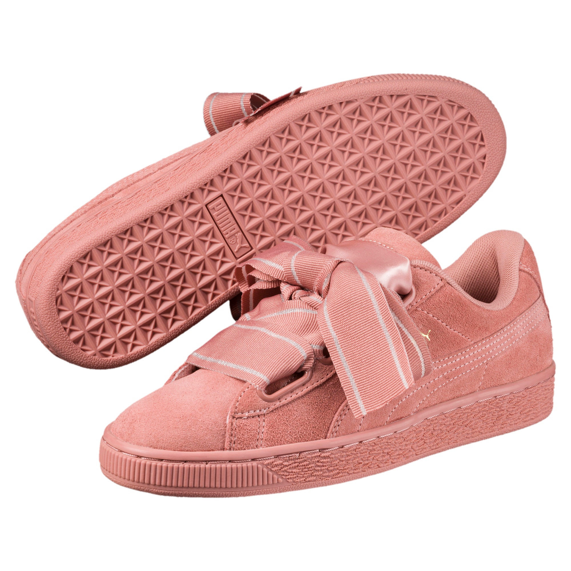 [364084-03] Womens Suede Heart Satin Ii