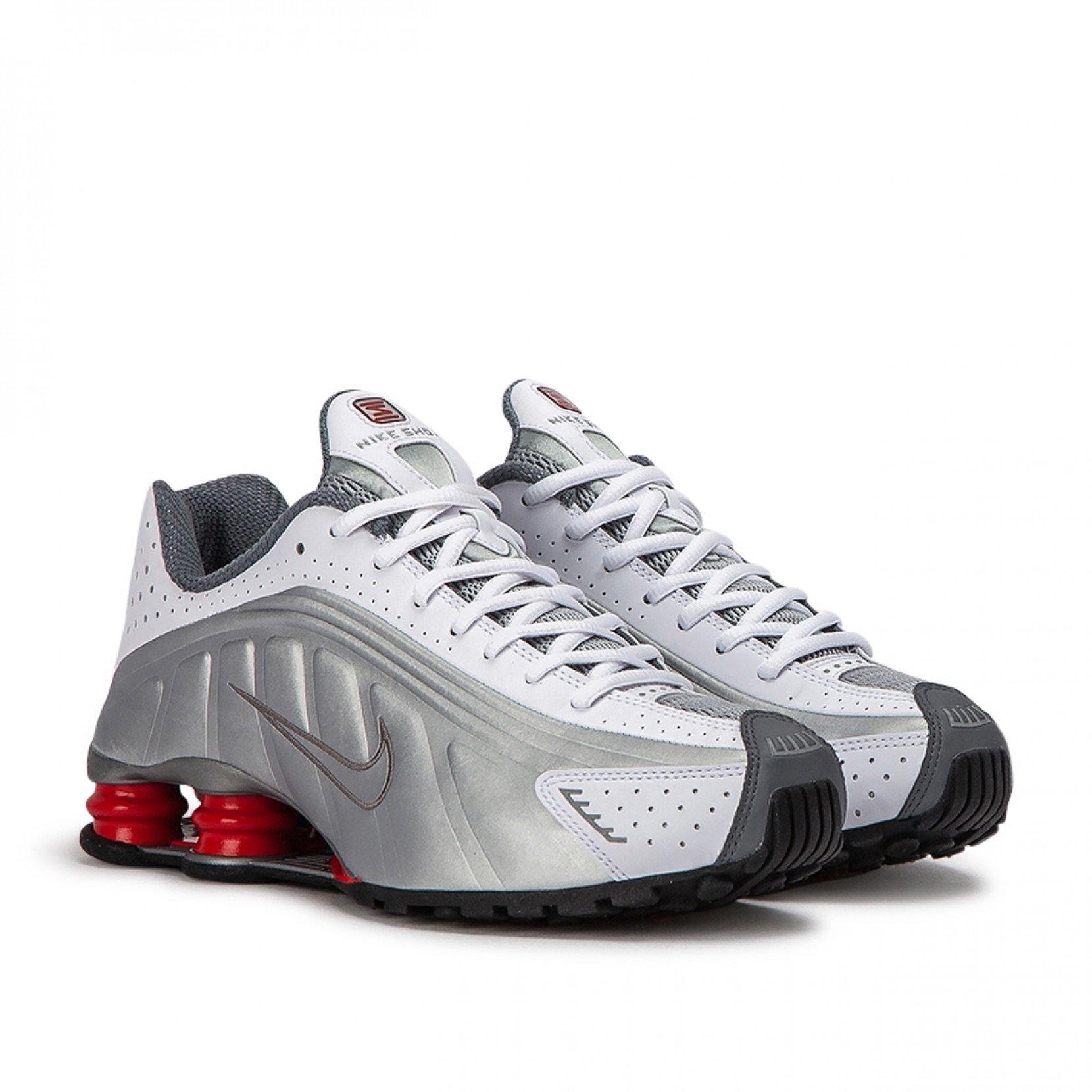 [BV1111-100] Mens Nike Shox R4 - sneakAR