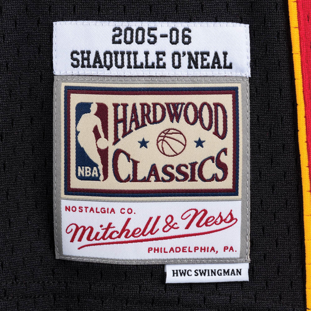 Mens Mitchell & Ness NBA Swingman Road Jersey Heat 05 Shaquille O'Neal
